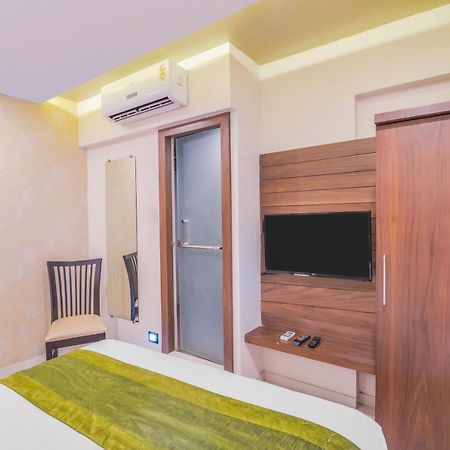 Oxford Hotel Powai Bombay Eksteriør billede